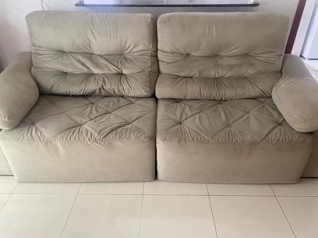Sofá retrátil inclinável em suede 
