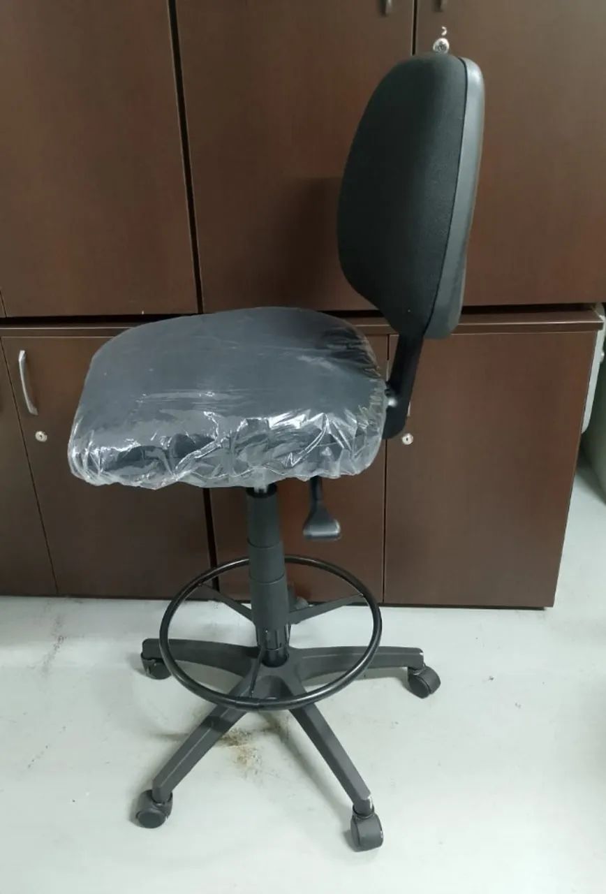 Cadeira Caixa Alta com Rodinha Para Escritório - Foto 5