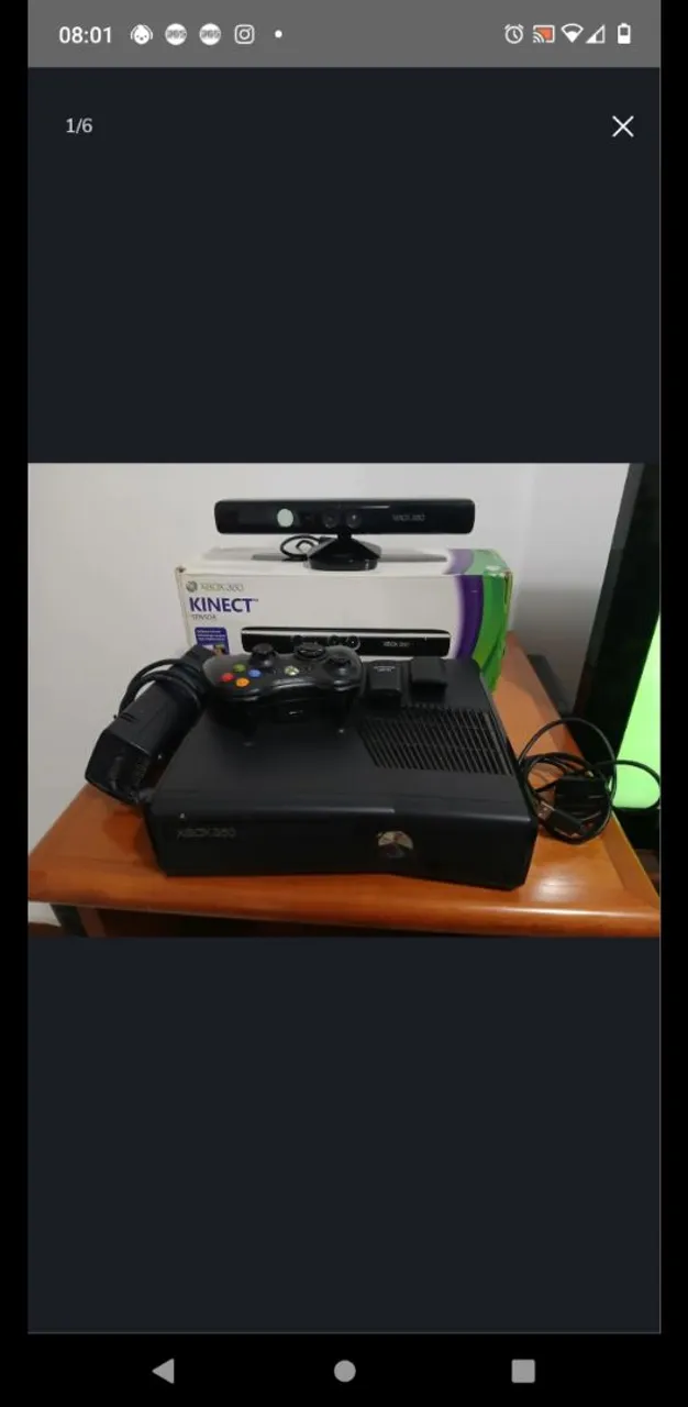 Xbox 360 com Kinect e acessórios