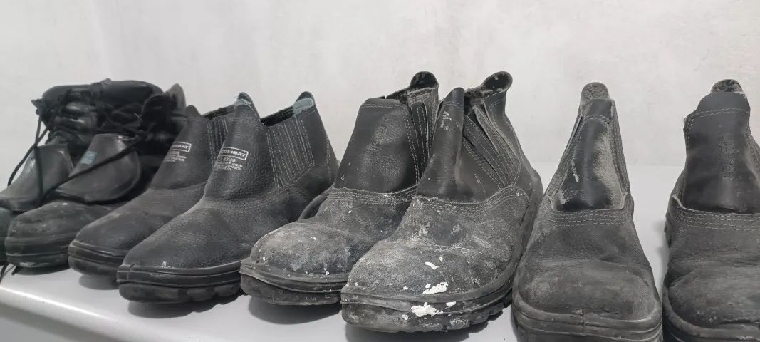  Lote com 3 botinas reforçadas n 41,43,37