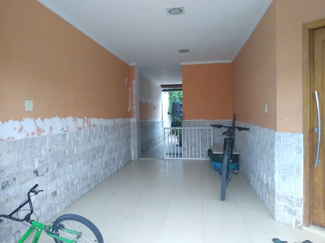 Casa Grande 4Q em Condomínio no Rio da Prata - Próx. a Est. Cabuçu - Foto 4