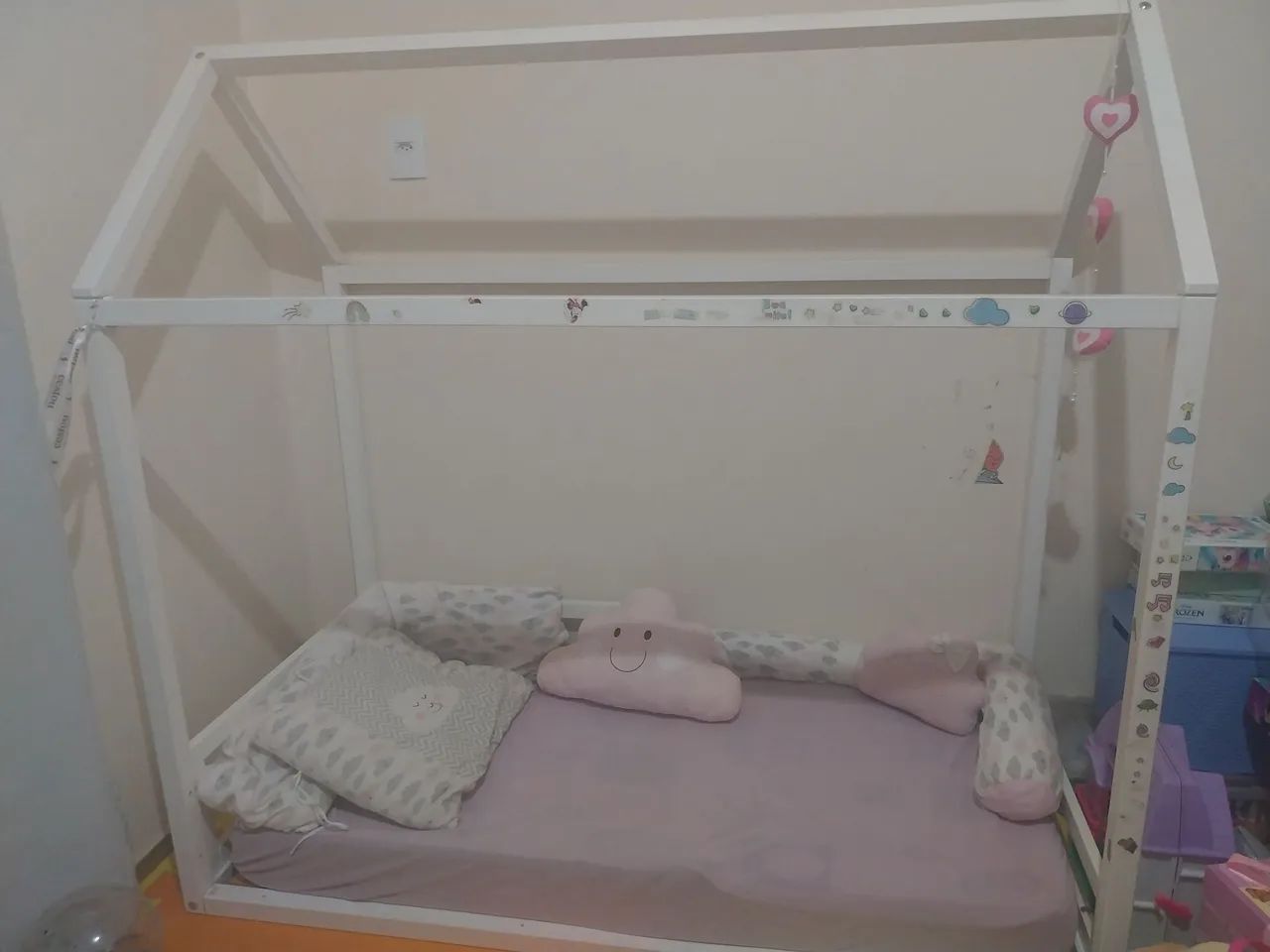 Cama montessoriana 64330447440513122