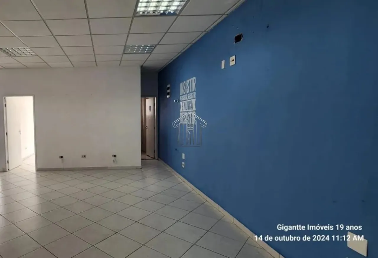 Sala Comercial para Locação, 49 m². O imóvel perfeito para seu negócio!