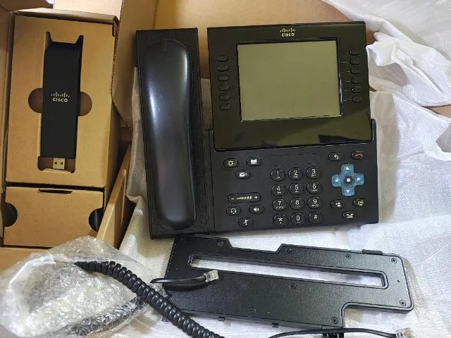 Cisco - Modelo: CP-9971-C-CAM-K9