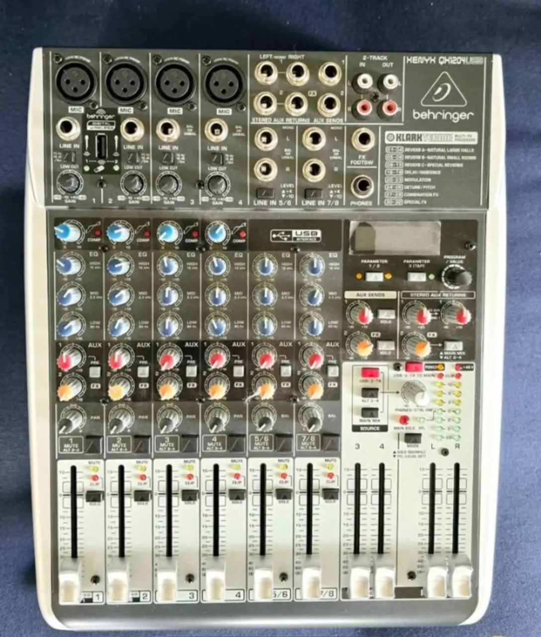Mesa Beringher QX1204USB