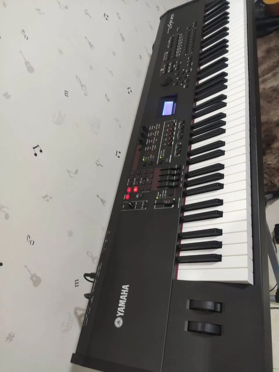 Yamaha S70xs