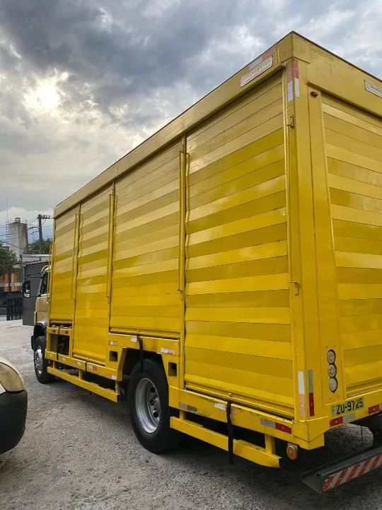 vw 17190 2013 Toco baú de bebidas - Foto 6