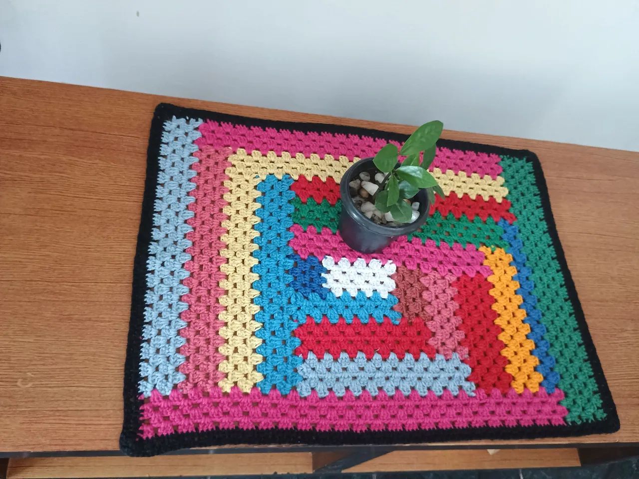 Tapete Crochê Granny Square Colorido