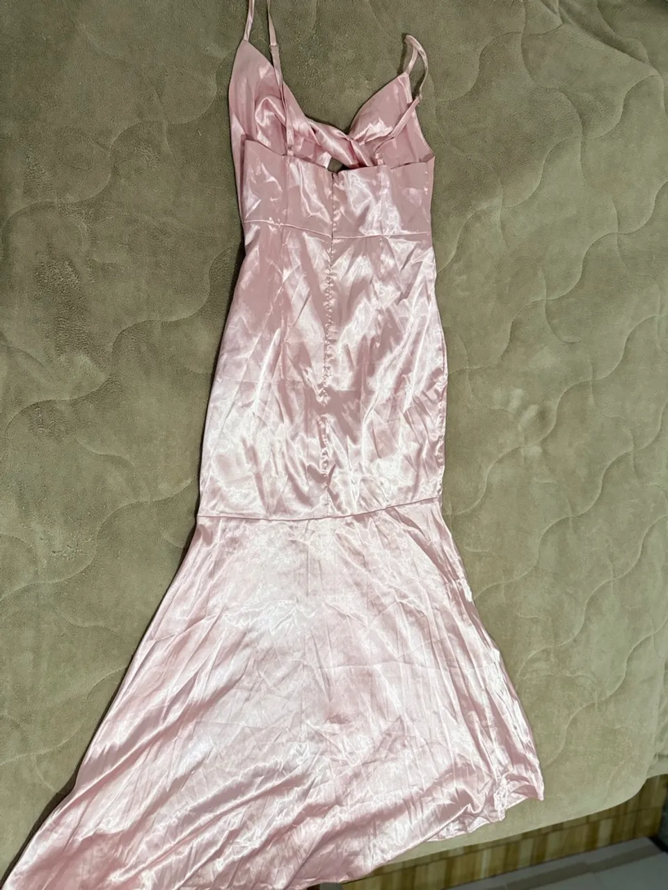 Vestido de festa rosa cetim