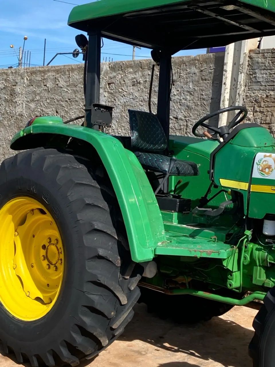Trator 5705 Jhon Deere  - Foto 5