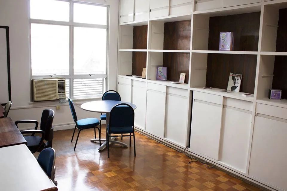 Cinelândia melhor localização 4 conjuntos de salas 35-45 m2 pra locação / Rio de Janeiro R - Foto 2