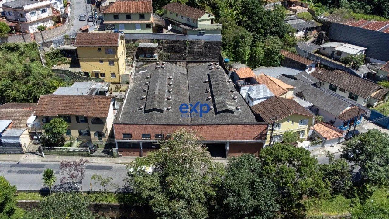 Galpão Top com 950 m² na Av. Barão do Rio Branco, Centro de Petrópolis/RJ - Foto 2