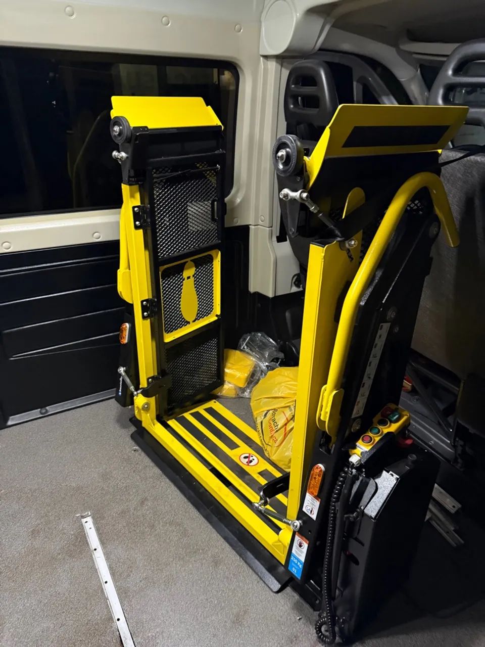 Plataforma Elevatória para Acessibilidade63824568517249122