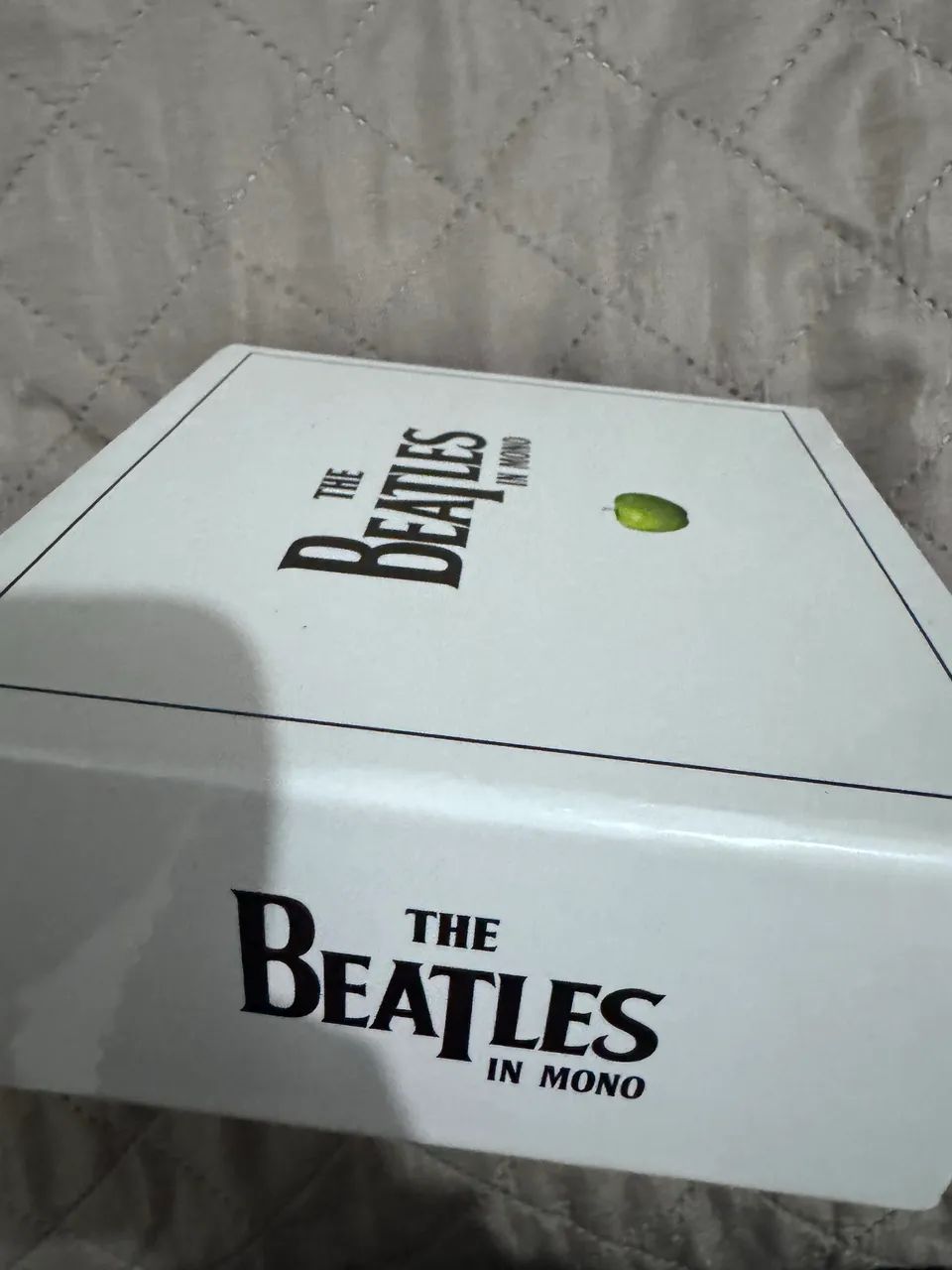 Box Set de CDs The Beatles In Mono com 13 CDs Edição Limitada