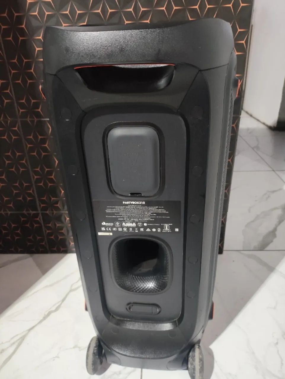 Caixa de som JBL PARTYBOX 310 - Foto 4
