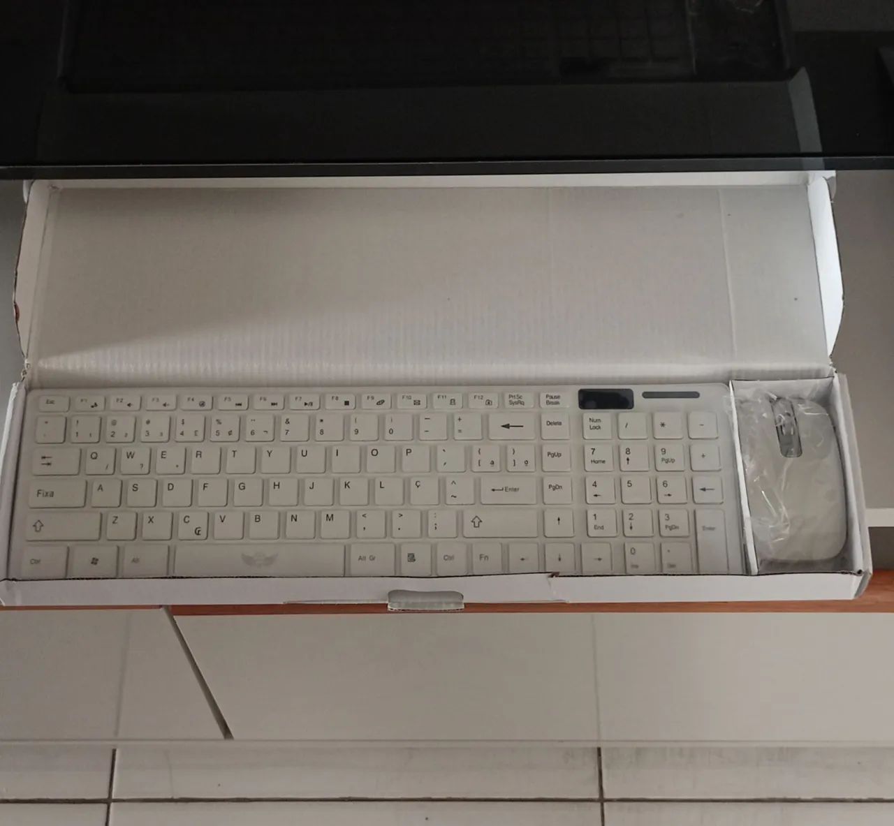 Kit teclado + mouse sem fio AJ007 - Foto 2