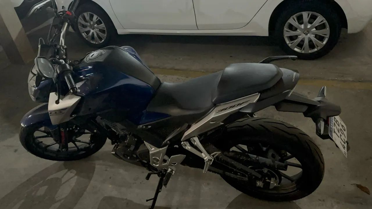 Vendo CB300 ABS praticamente zero  - Foto 3
