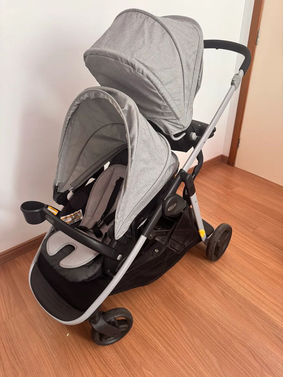 Carrinho de bebê para gêmeos - Foto 2