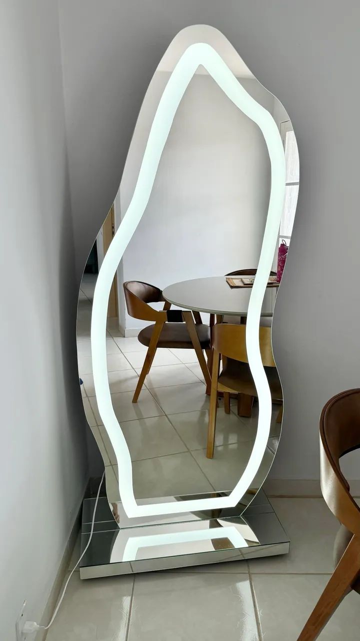 Espelho orgânico com Led