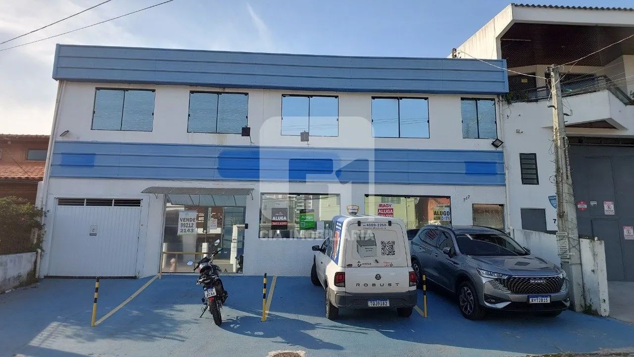 Casa comercial à venda no Jardim Atlântico
