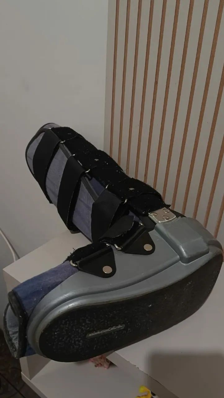 Bota Ortopédica Salvapé nº 38 - Usada - Foto 4