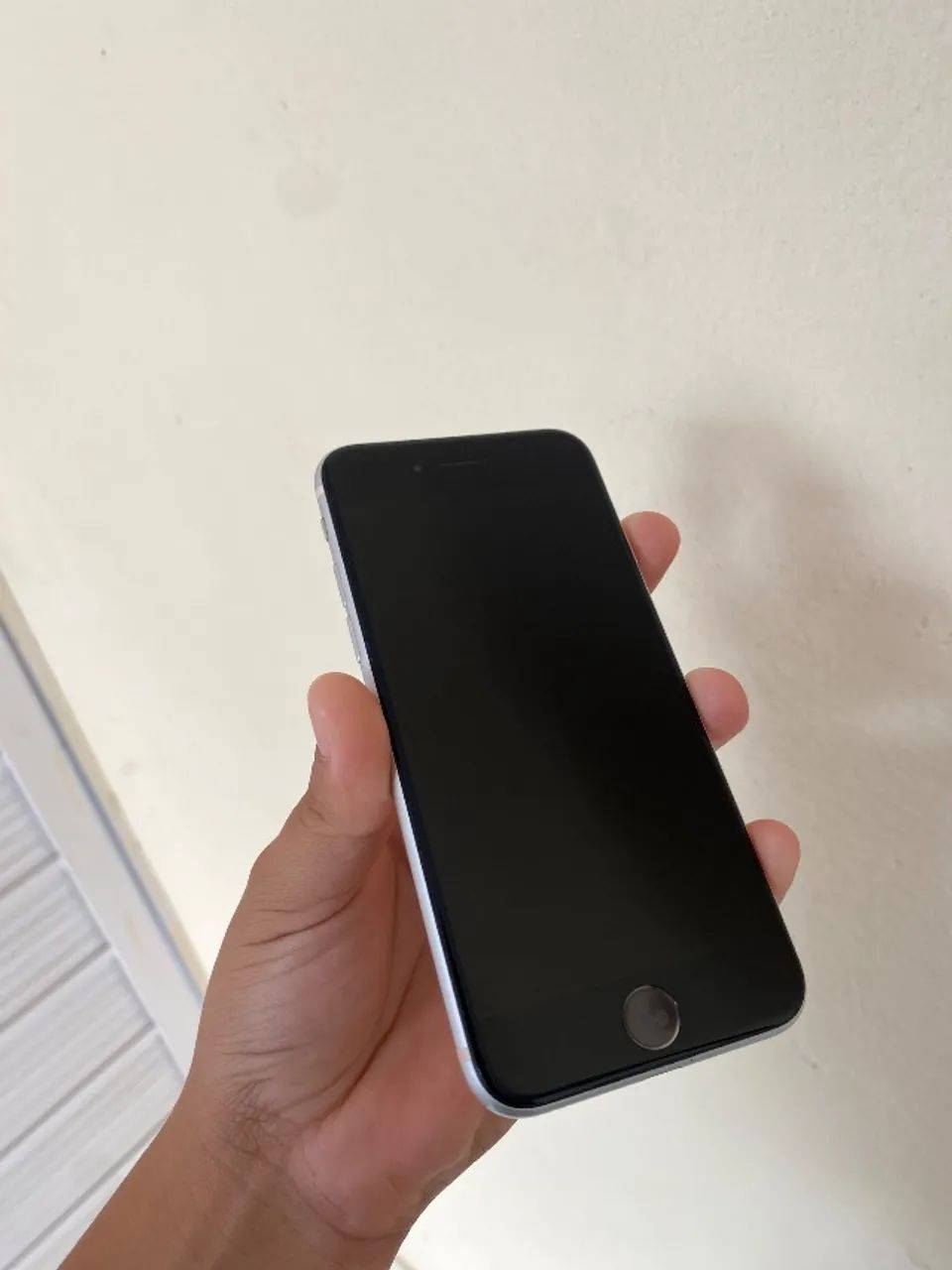 Iphone SE 2 geração, 128gb, em ótimo estado, praticamente sem marcas de uso. - Foto 4