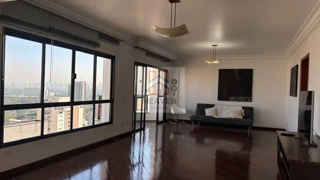 ANDAR ALTO, COM VISTA, LAZER E 4 VAGAS - Foto 2
