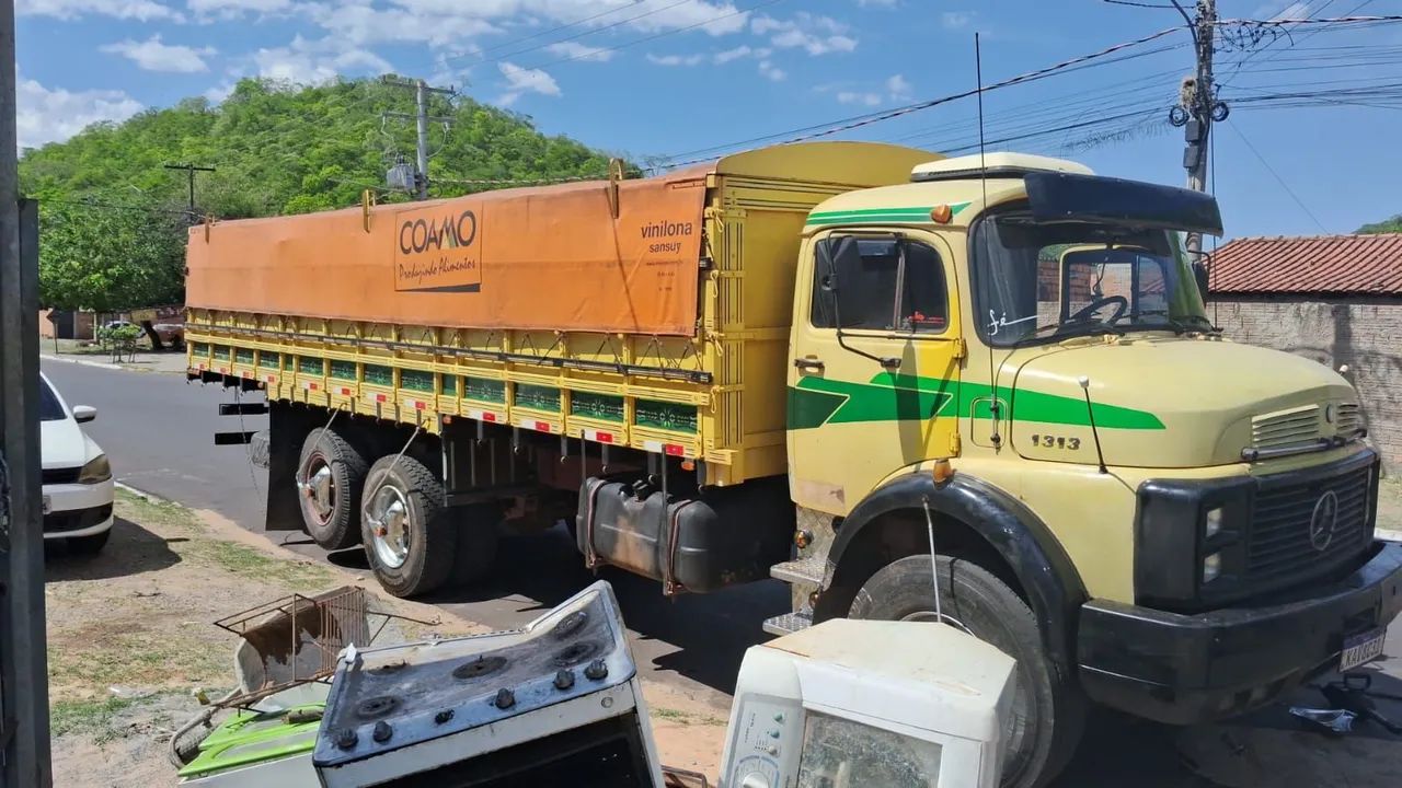 VENDO MERCEDES-BENZ L-1313 - FORTE, ECONÔMICO E PRONTO PARA O TRABALHO! - Foto 3