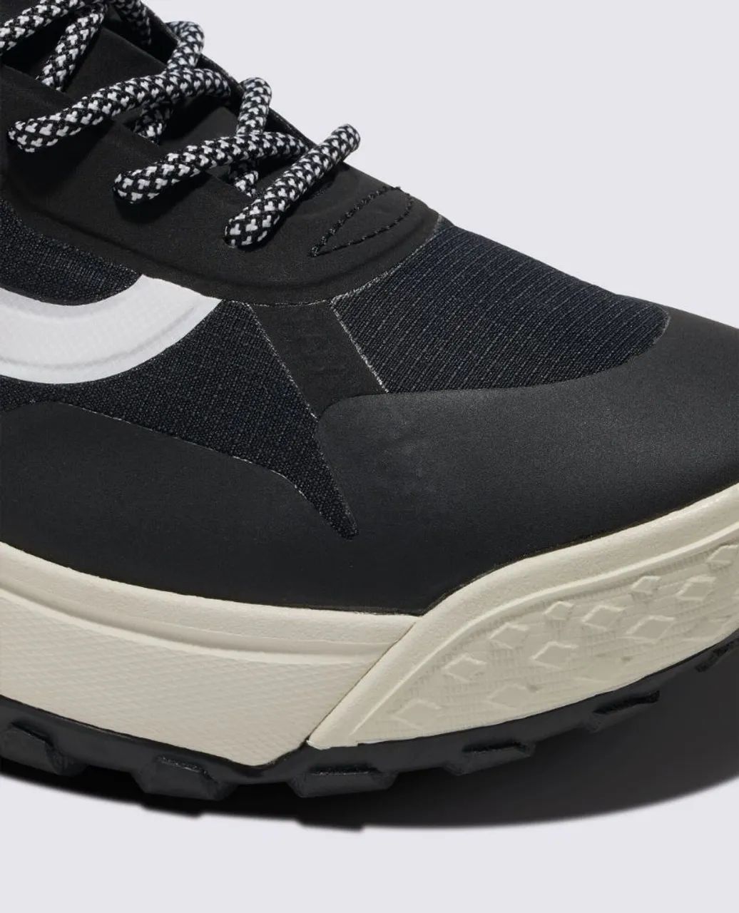 Vans Crosspath MTE Mid black