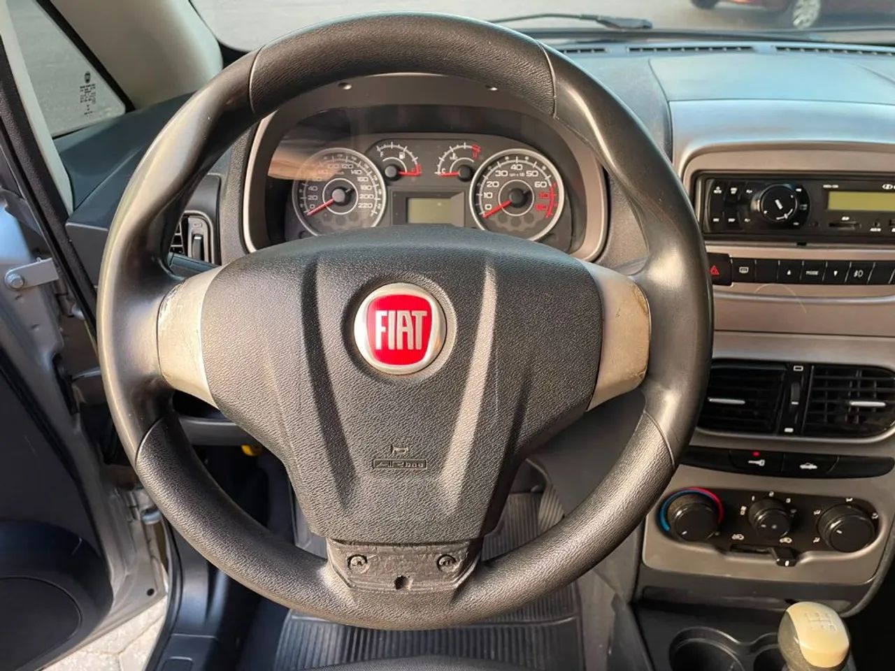 Fiat Idea Attractive 1.4 Fire Flex 8V 5P 2014 - Foto 5