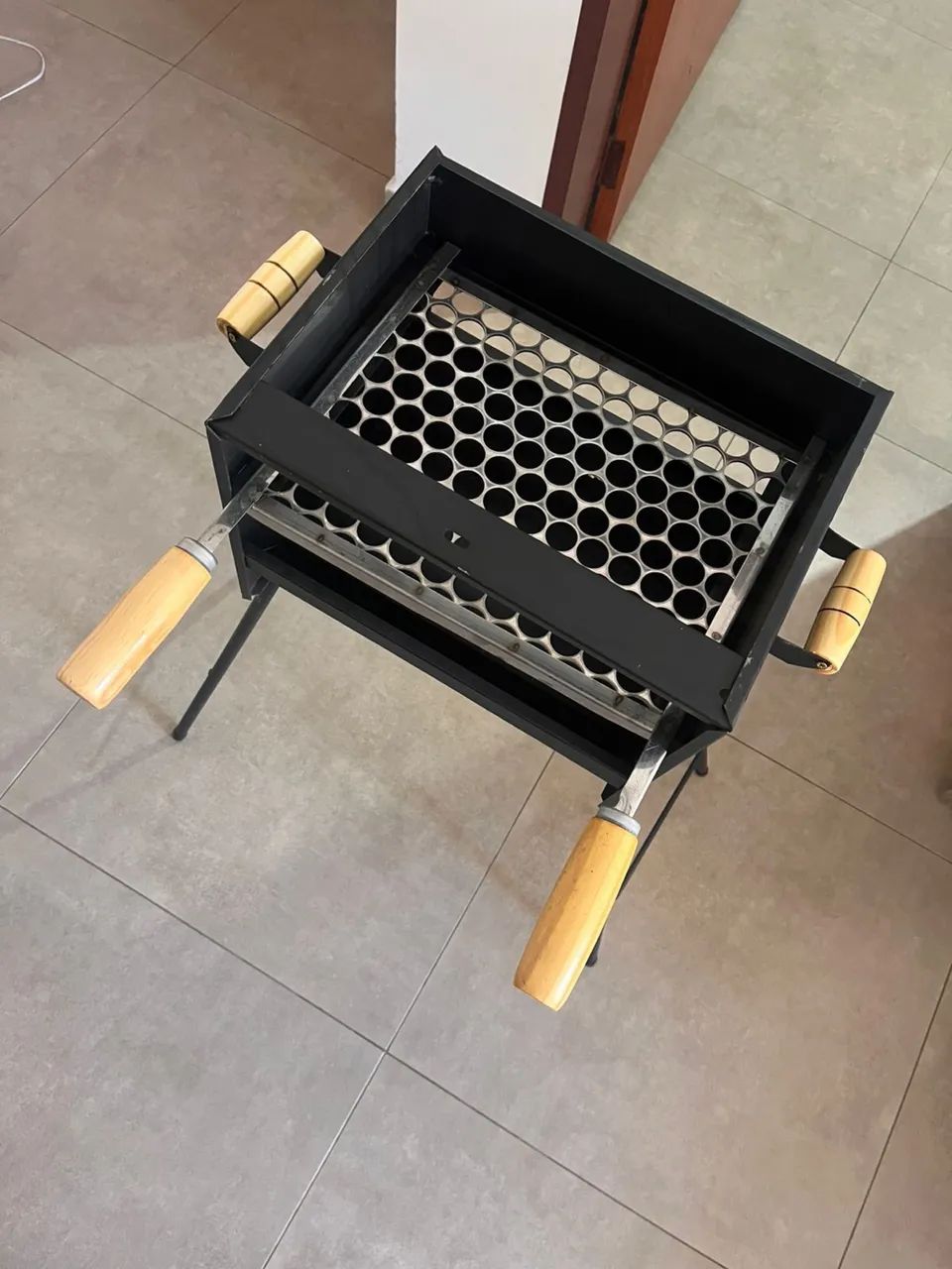 Churrasqueira Aço Carbono ? 30x25x80 ? Não cobramos taxa de entrega 