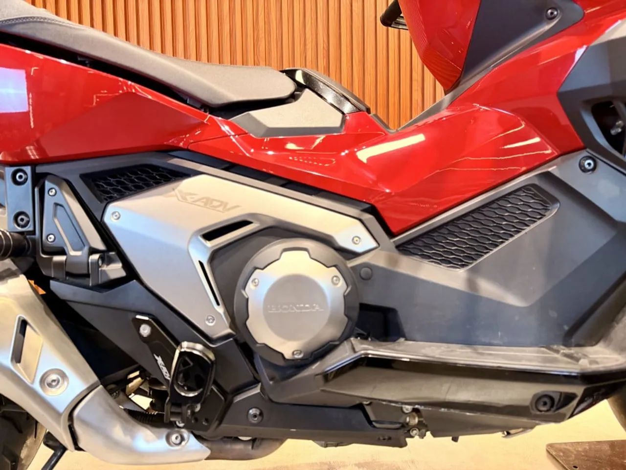 HONDA X-ADV 750 - Foto 4