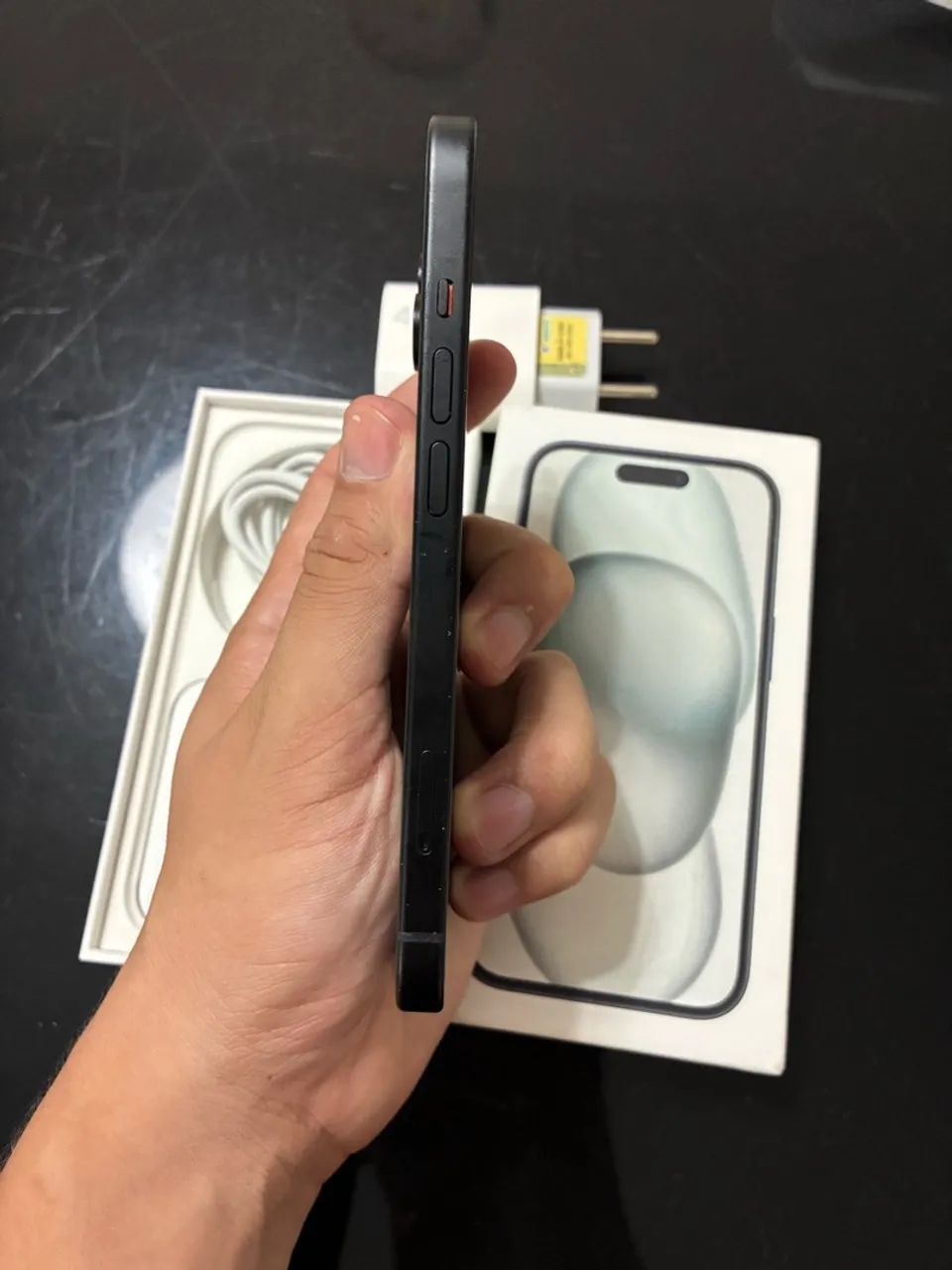 Iphone 15 256gb - Com caixa - 85% - Foto 2