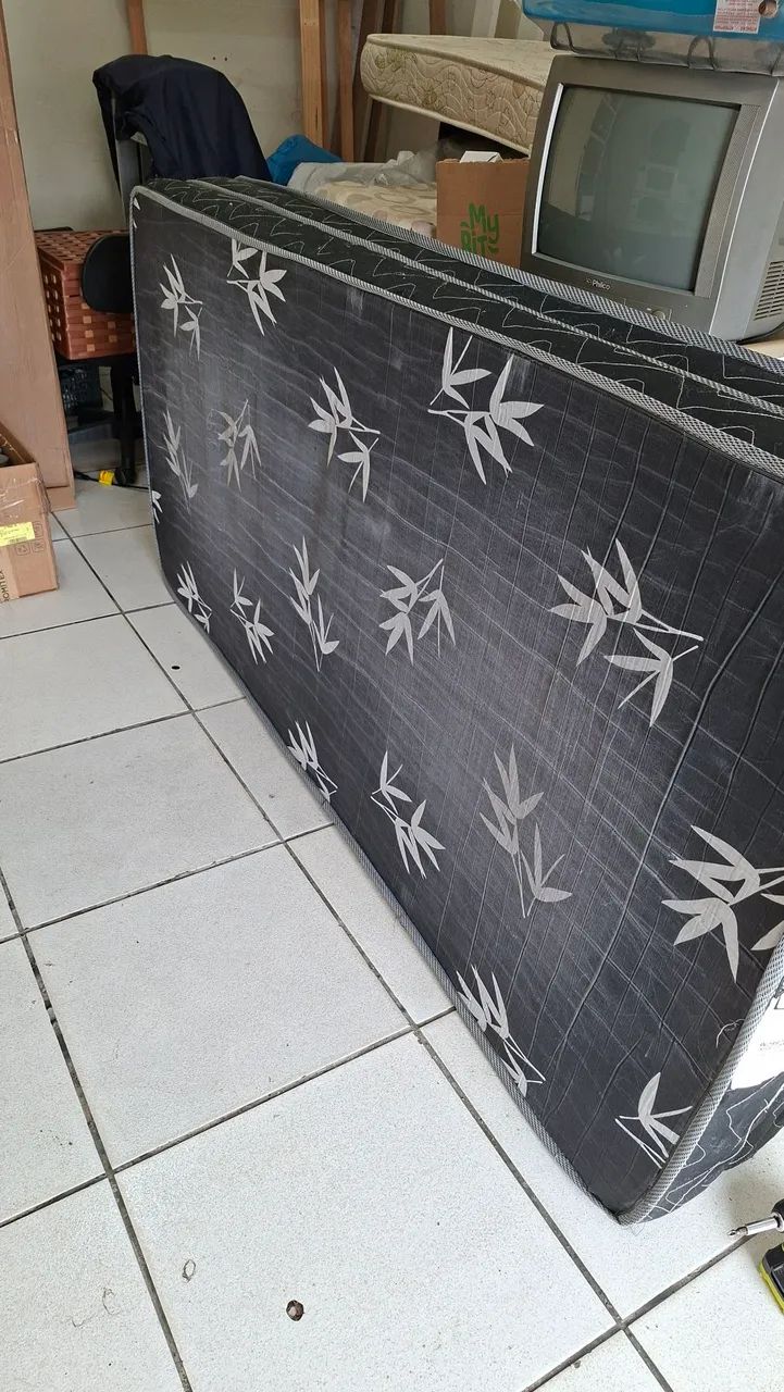 Colchão de solteiro em espuma 88x188 cm - Foto 2