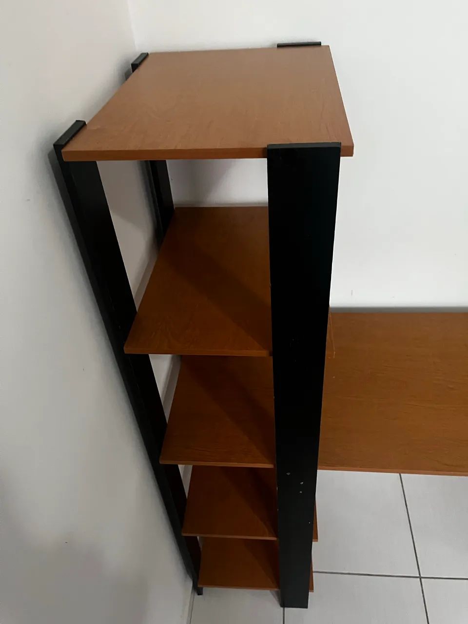 Mesa de escritório com prateleiras industrial MDF - Foto 2