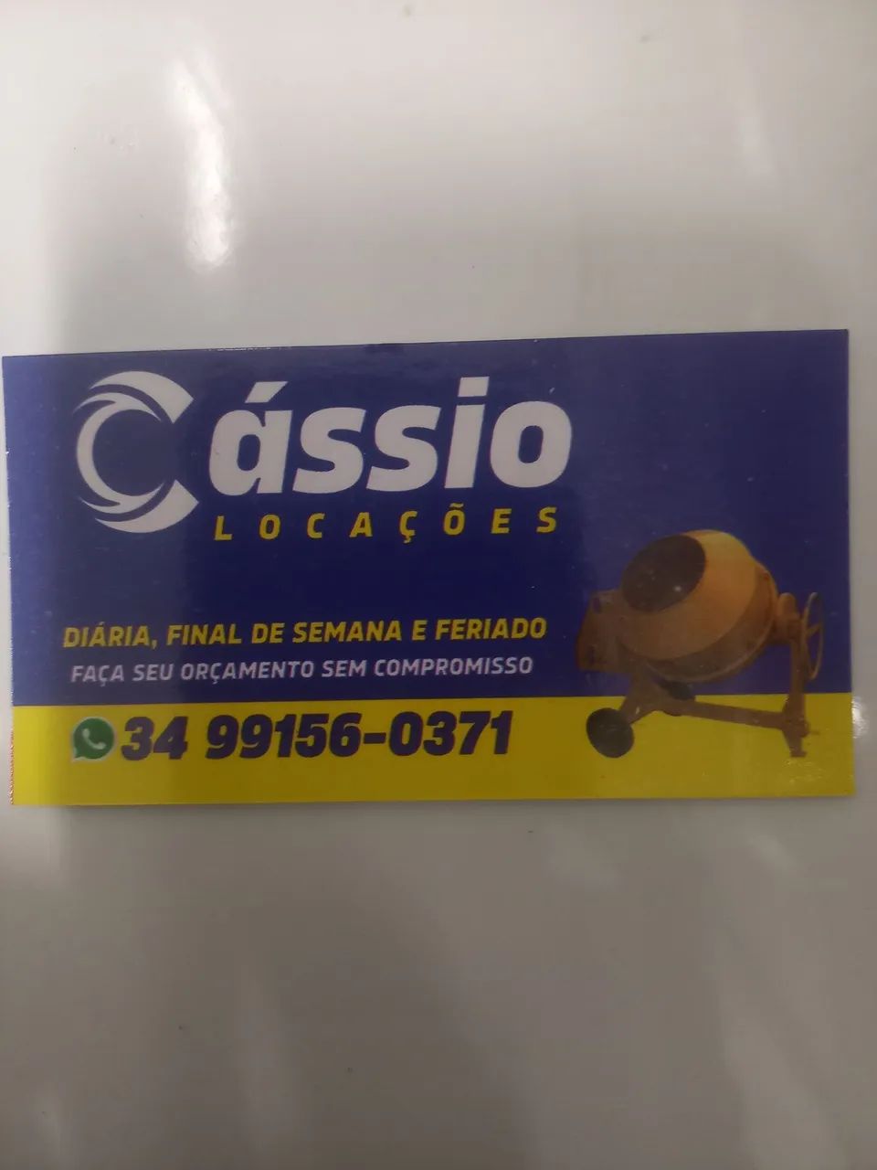 Aluga-se 