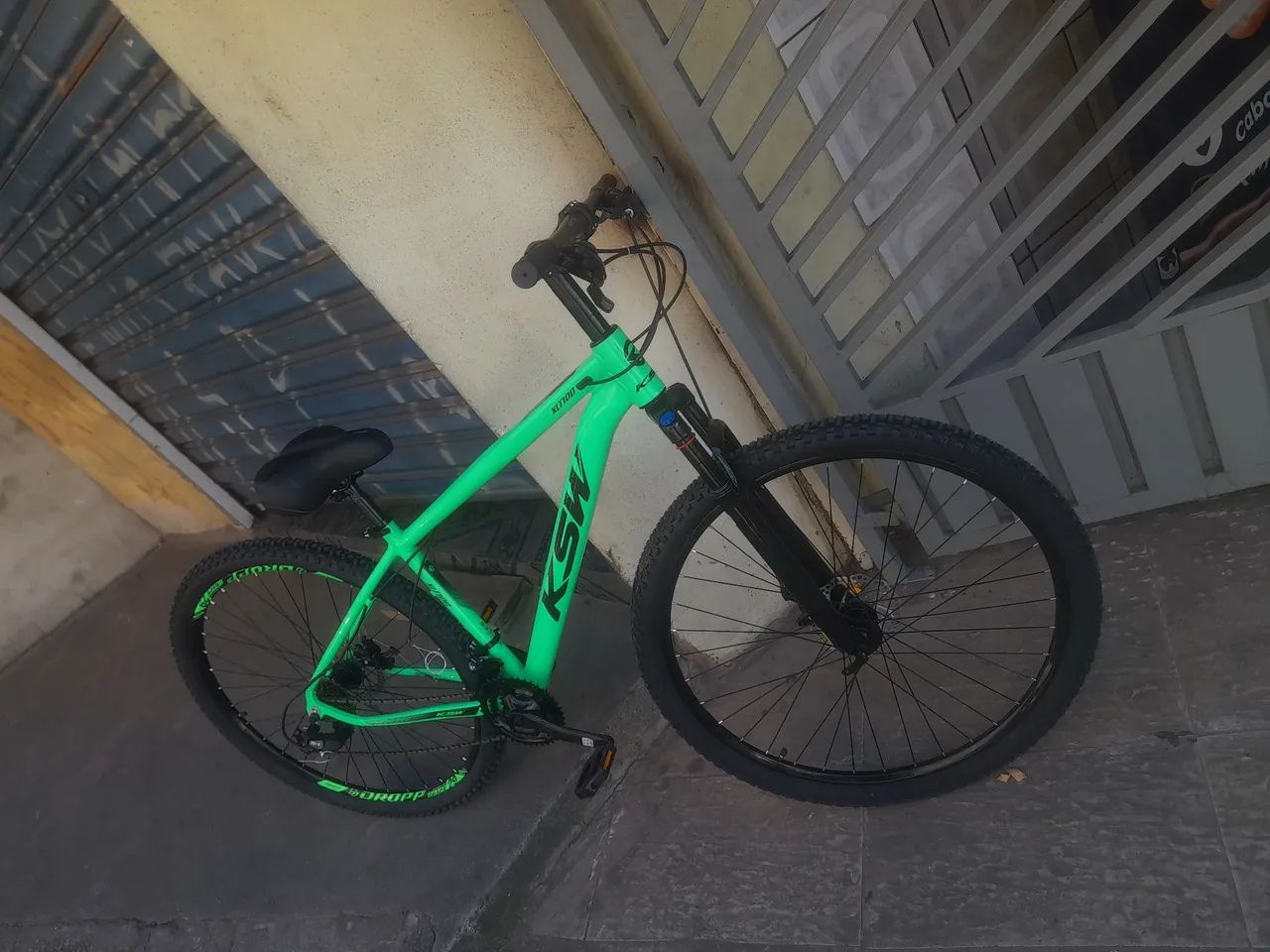 Bicicleta  aro 29 ksw - Foto 2