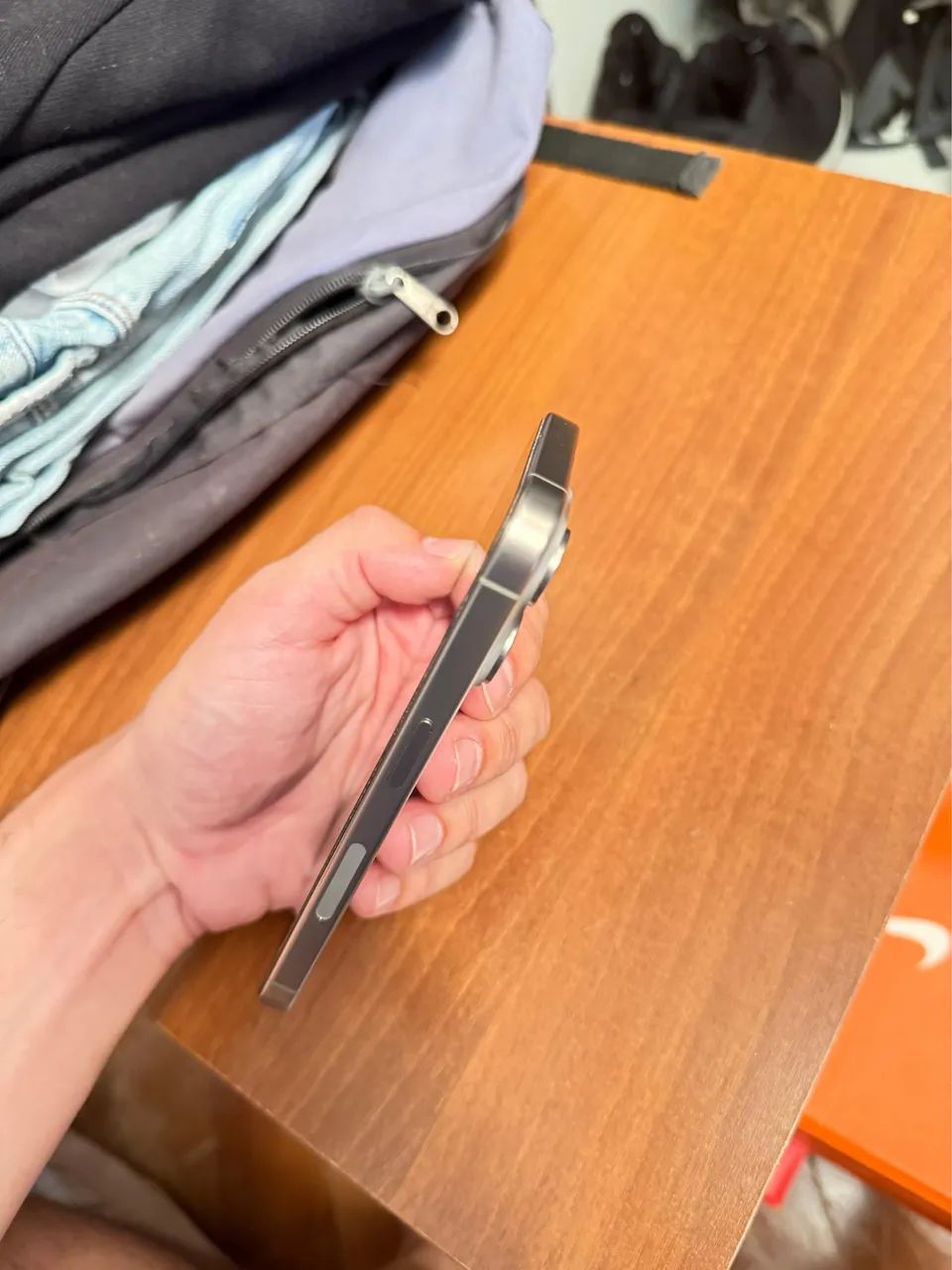 iPhone 15 PRO - Foto 5