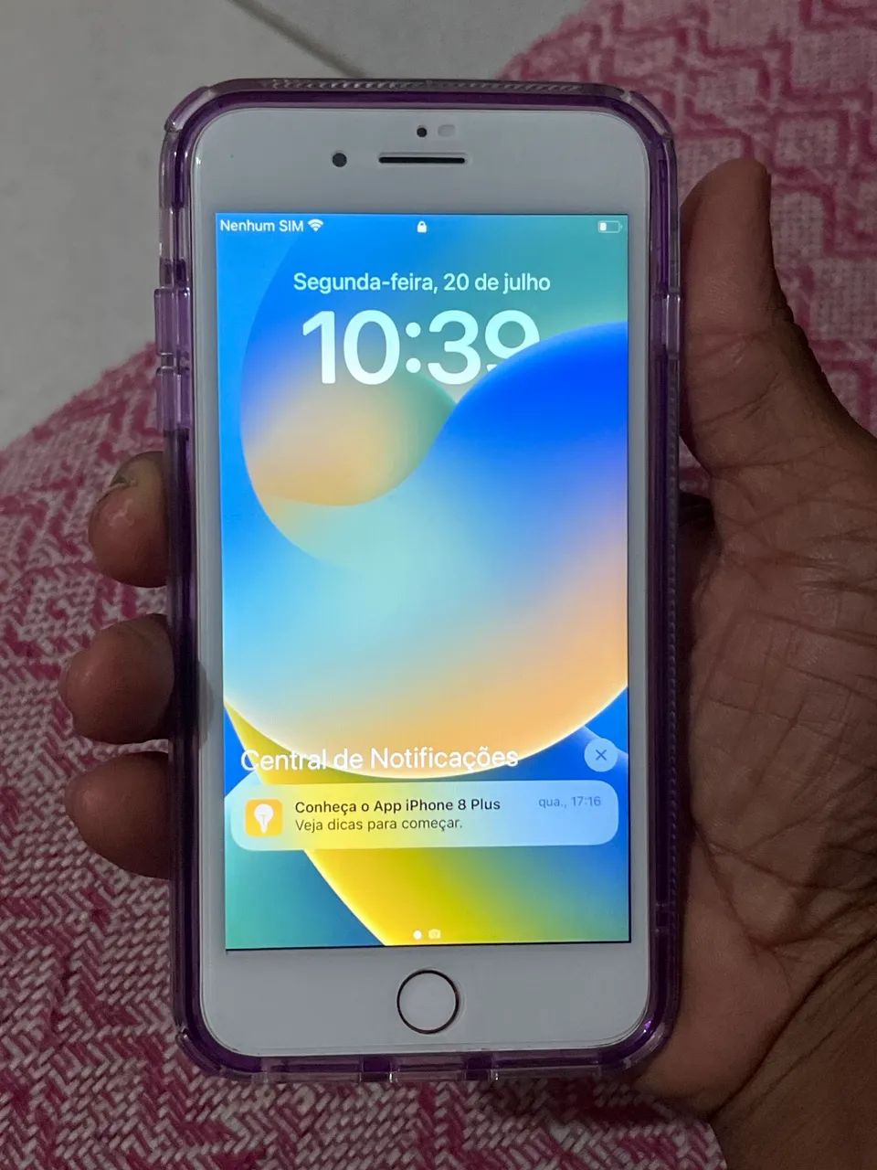 Um iPhone 8 Plus  - Foto 3