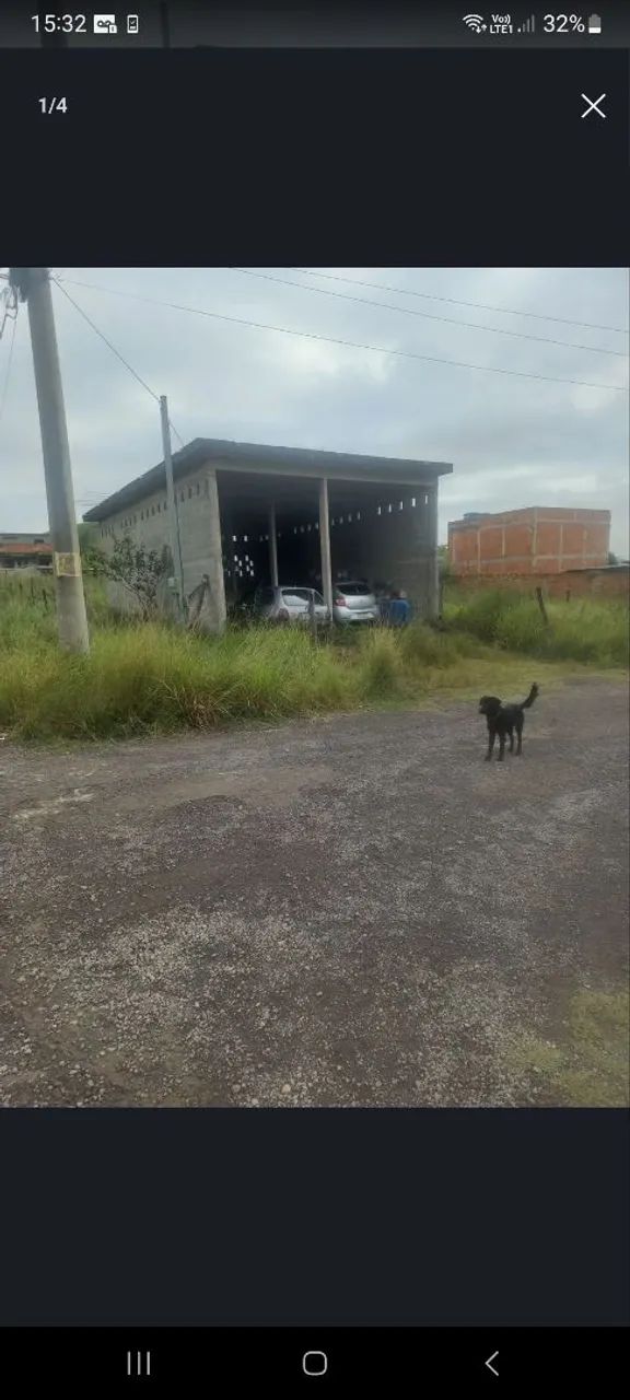 Construção preparada para 2 pavimento. 