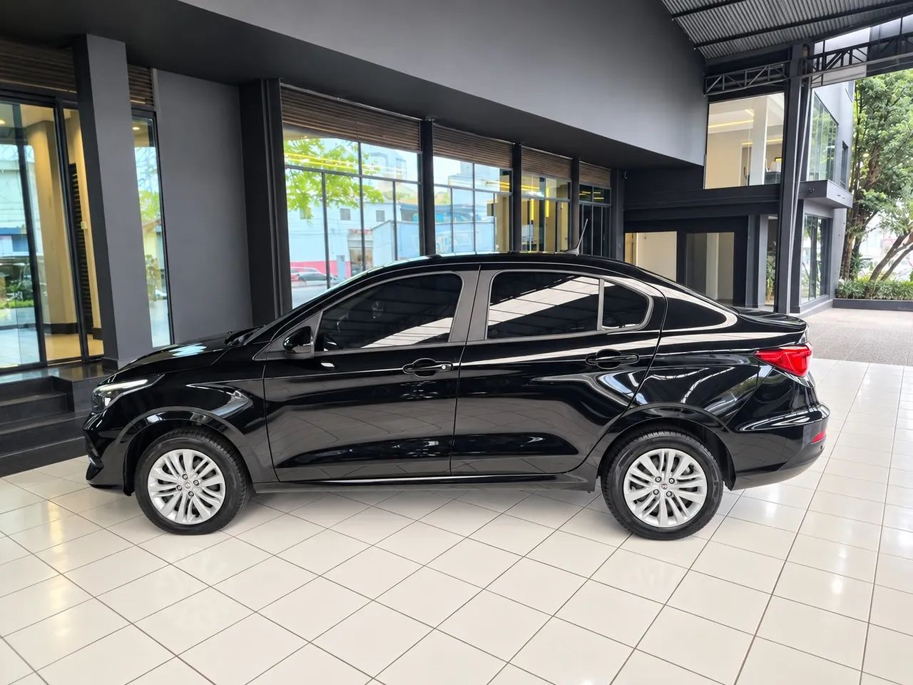 Fiat Cronos Drive 1.3 8V Flex Aut. 2023 - Foto 5