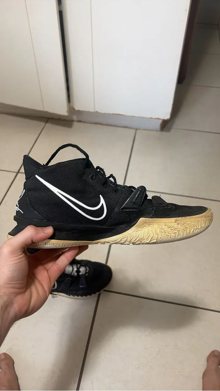 Tênis Nike Kyrie 7 TB 'Black White' - Foto 6