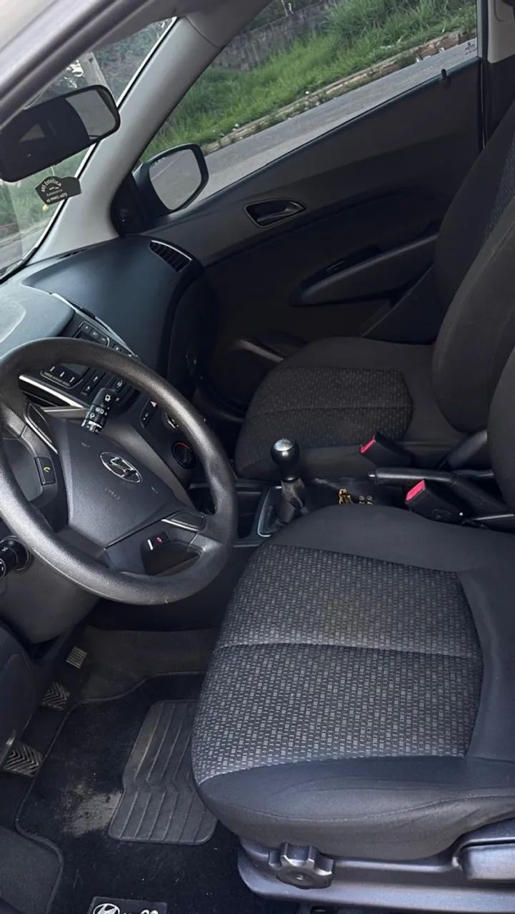 Hyundai HB20 Unique 1.0 Flex 12V Mec. 2019 - Foto 5