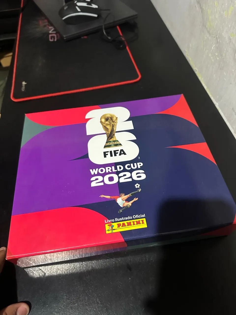 Álbum da copa quase completo - Foto 2