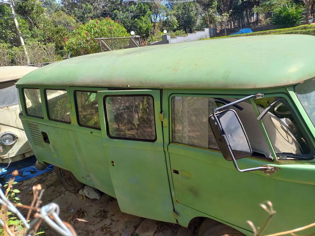 Volkswagen Kombi Standard/ Luxo/ Serie Prata 1976