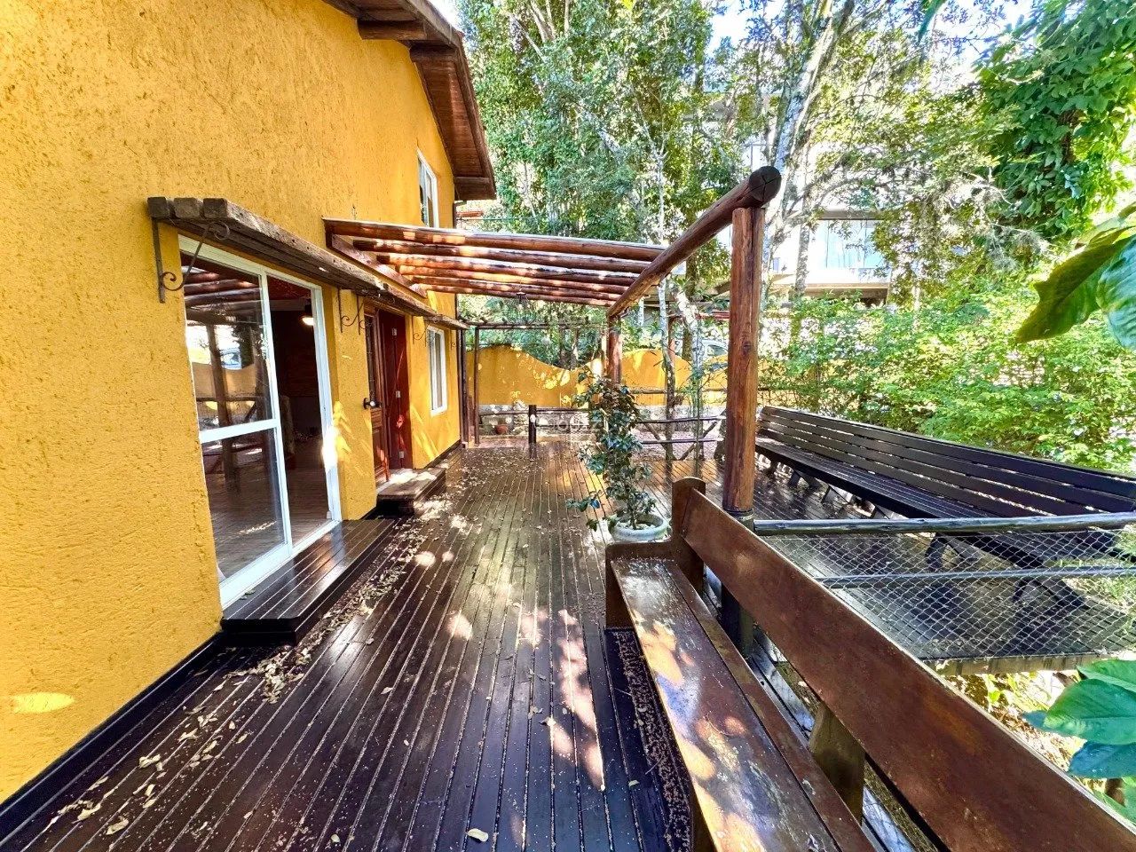 Casa 4 dormitórios canto da Lagoa da Conceição - Foto 3