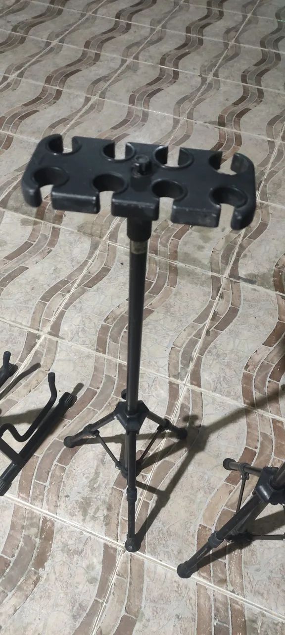 Pedestal para microfone e violão - Foto 3