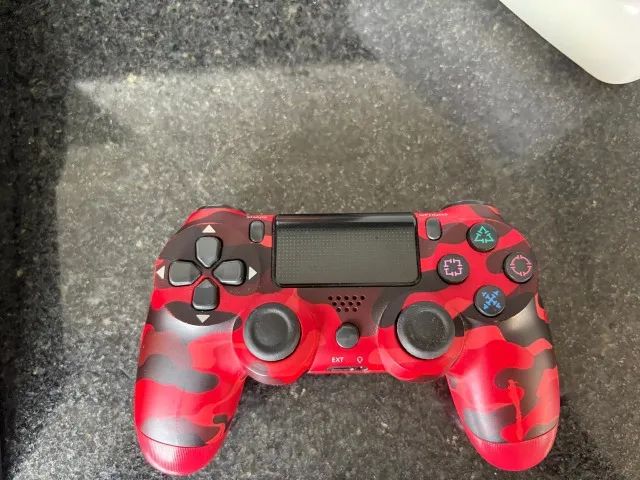 PS4 PRO USADO 1TB COM 2 CONTROLES - Foto 2