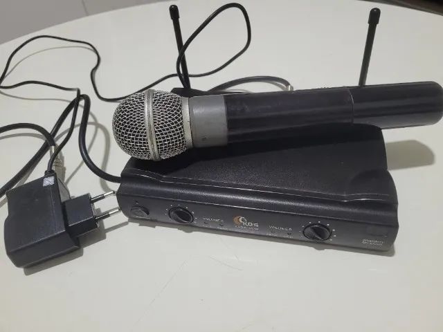 MICROFONE SEM FIO KDSW-402M COM 1 MICROFONE DE MÃO
