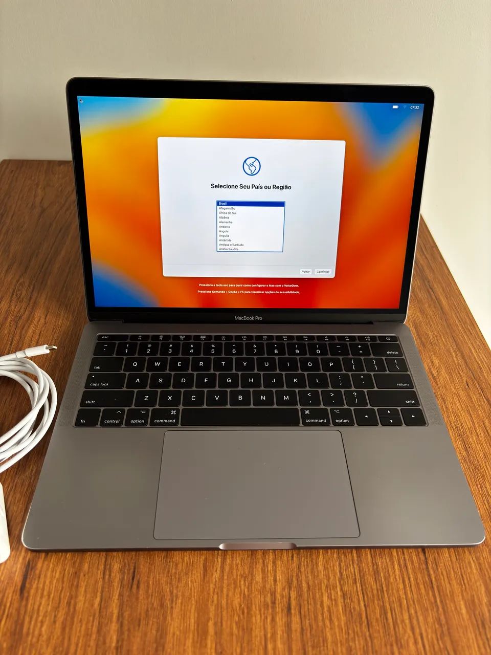 MacBook Pro 13インチ 2017 i5 8GB 初期化済み MacBook Pro 13